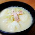 Aloha☆★'s cooksnap of when they made キャベツ･ベーコン･じゃが芋の味噌汁.