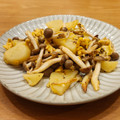 かなりんココりん's cooksnap of when they made 新鮮★しめじポテト玉子のマヨ炒め♡.