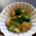 TYSK's cooksnap of when they made ブロッコリーとじゃが芋のコンソメ炒め.