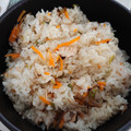 Chimy08's cooksnap of when they made 鍋で♡ツナと人参の炊き込みごはん♪.