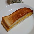 チコリママ's cooksnap of when they made カレー風味の卵ホットサンド.