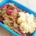 sweet_rose's cooksnap of when they made 一手間で美味しい焼そば弁当.