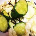 marumaru♩'s cooksnap of when they made 塩昆布で☆きゅうりとキャベツの浅漬.