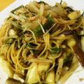 増田真's cooksnap of when they made あんにゃのみず菜＆ツナの簡単丼♡.