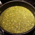 オマハ主婦's cooksnap of when they made レタスとベーコンのクリームパスタ♪.