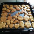 3kidsかーちゃん's cooksnap of when they made 三温糖で簡単クッキー♪手ごねも型抜きも♡.