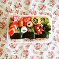 komutatata's cooksnap of when they made アレンジおにぎり『ちらし寿司in紅生姜』.