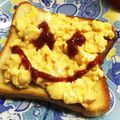 あいら52's cooksnap of when they made レンジで楽チン！ふわふわ卵トースト.