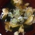 たっぷりみかん's cooksnap of when they made 簡単♪舞茸とワカメのすまし汁❤.