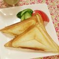 みゆwaco 's cooksnap of when they made ピーマン・キャベツのホットサンド〜母の味.