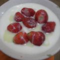 さてぃこはん's cooksnap of when they made いちごとヨーグルトの練乳がけ.