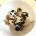クック6D3WVN☆'s cooksnap of when they made 意外と好相性！しめじとわかめの梅和え.