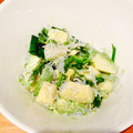 rose105's cooksnap of when they made アボカドと釜揚げしらすの青じそ和え.