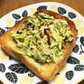 YUKIKI☆'s cooksnap of when they made 腹持ち抜群！朝の目覚めにアボカドトースト.