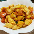ぴょん吉Cafe's cooksnap of when they made トマトと卵とズッキーニの炒め物。.