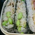 なでしこ322's cooksnap of when they made ☆枝豆と塩昆布とゴマのおにぎらず☆.