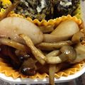 こたつねこくん's cooksnap of when they made お弁当にしめじとウインナーの醤油炒め.
