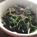 s☆rinax's cooksnap of when they made 海苔が香る、水菜とエノキのもみ海苔和え.