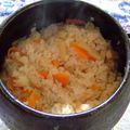 soumen's cooksnap of when they made 我が家の土鍋ご飯!きのことカニカマ編♪♪.