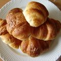 food town's cooksnap of when they made 天然酵母でバジルクロワッサン.