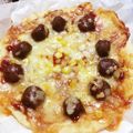 ayaakari's cooksnap of when they made 市販のミートボールで☆照りマヨピザ.