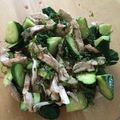 コチちゃん1101's cooksnap of when they made きゅうり&とり胸肉♪梅干と大葉☆.