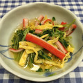 ローズ❤︎ガーデン's cooksnap of when they made 簡単☆豆苗とかにかまの酢の物.