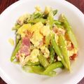 ひまワリ's cooksnap of when they made ベーコンとアスパラのスクランブルエッグ.