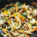 KaaEeeDee's cooksnap of when they made 豚肉×もやし×ニラ♡甘辛炒め.