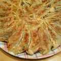 アロマウイング's cooksnap of when they made ✿うちの焼き餃子✿くっつかない焼き方も♡.