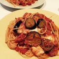 よcco's cooksnap of when they made 無敵！ナスとモツァレラのトマトパスタ.