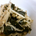 ソネチコ's cooksnap of when they made ワカメとエノキの胡麻ラー油.