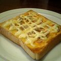 umizarusuki's cooksnap of when they made 超簡単ツナマヨピザｏｒトースト.