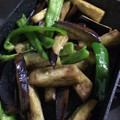 yuka0605's cooksnap of when they made 麺つゆでピーマンと茄子の簡単炒め物.