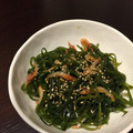 tomomani's cooksnap of when they made 刻み昆布と桜エビの小鉢.