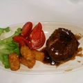 なかむっちょ's cooksnap of when they made 簡単甘辛☆照り焼きハンバーグ♪.