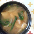 クックZ69KDS☆'s cooksnap of when they made ほうれん草と油揚げの味噌汁.