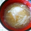 horseland's cooksnap of when they made たまねぎの味噌汁に★卵落とし★大好き.