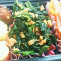 ＹＫＮ４．３'s cooksnap of when they made お弁当に！ほうれん草シャケフレの中華和え.