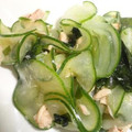 堕天使M's cooksnap of when they made きゅうりとわかめとツナのさっぱりサラダ.