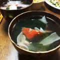 YUKIKI☆'s cooksnap of when they made わかめとかにかまのスープ.
