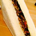 ♪トリピー♪'s cooksnap of when they made きんぴらごぼうと海苔チーズマヨサンド。.