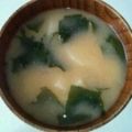 amileamila's cooksnap of when they made 定番！じゃがいもとわかめの味噌汁♪.
