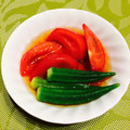さかよこちゃん's cooksnap of when they made トマトとオクラのお浸し♪♪.