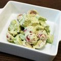いまなつ28's cooksnap of when they made うまっ★アボカドとプチトマトのマヨ和え★.