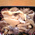 67ice's cooksnap of when they made 豚肉としめじのコクマヨ炒め☆.