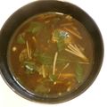 ゆいこ２１００'s cooksnap of when they made モロヘイヤと油揚げの味噌汁.