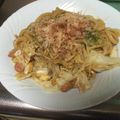 おくとぱすがーでん's cooksnap of when they made ランチに簡単♪焼きうどん！ソース焼そば風.