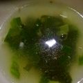 わたるんママ's cooksnap of when they made 簡単わかめスープ.