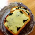 広野のタイタン's cooksnap of when they made 和風✿大葉と刻み海苔のチーズトースト.